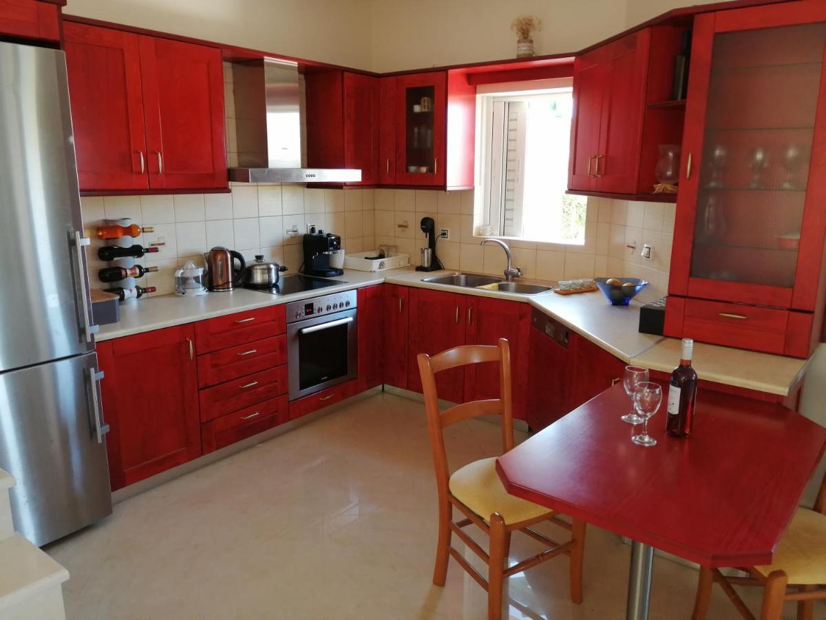 House Of Light Apartment Sitia  Bagian luar foto