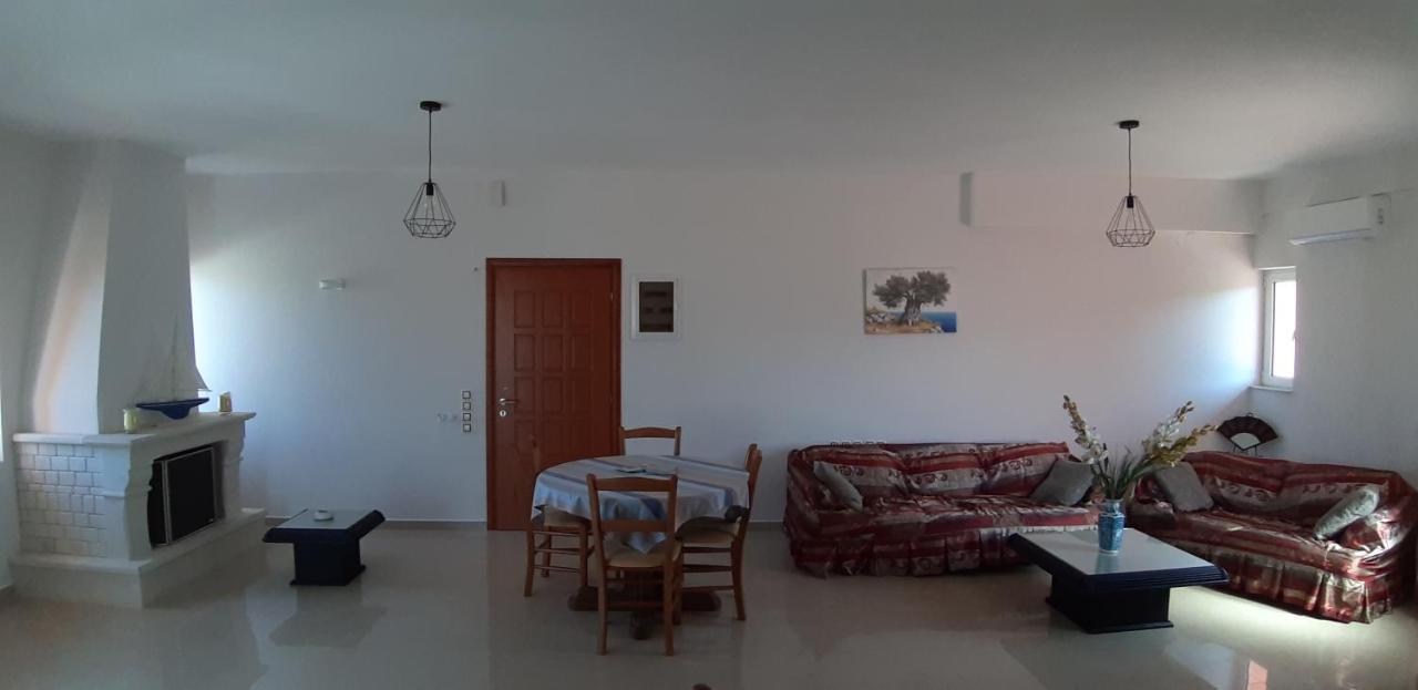 House Of Light Apartment Sitia  Bagian luar foto